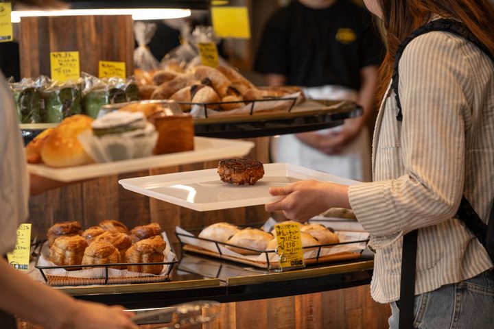 ア・ヴォロンテ 駅前店 Instagram